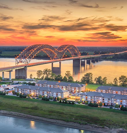 Memphis's bridge at sunset